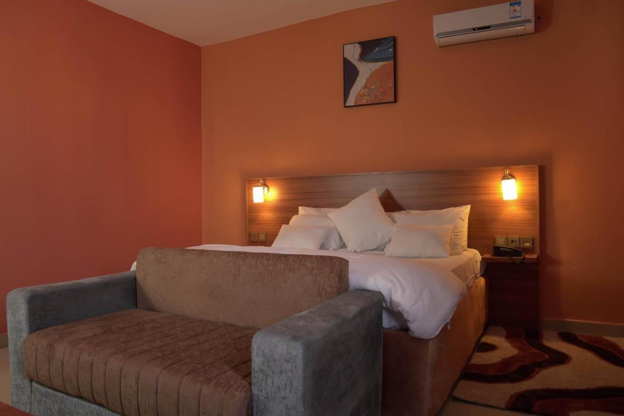 Dialali Hotel Нуакшот Экстерьер фото