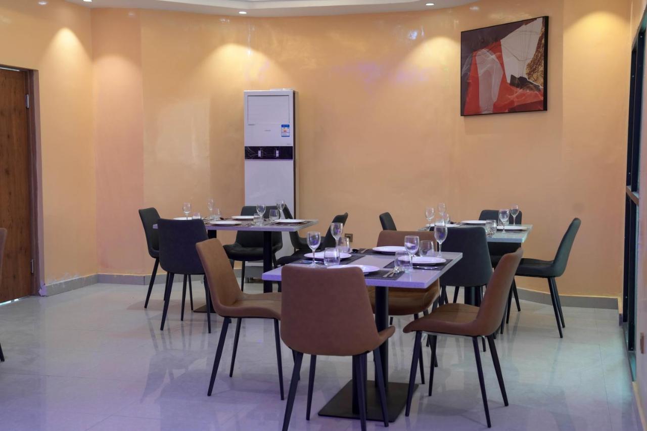 Dialali Hotel Нуакшот Экстерьер фото