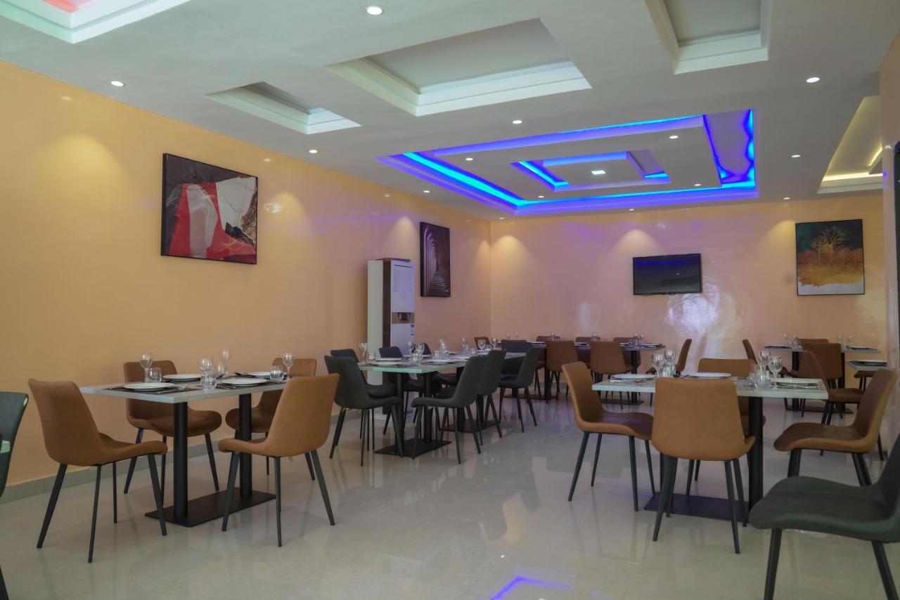 Dialali Hotel Нуакшот Экстерьер фото