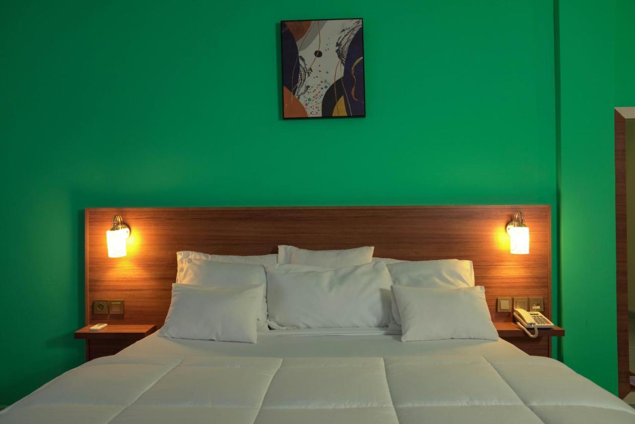 Dialali Hotel Нуакшот Экстерьер фото