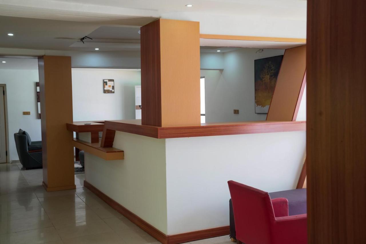 Dialali Hotel Нуакшот Экстерьер фото