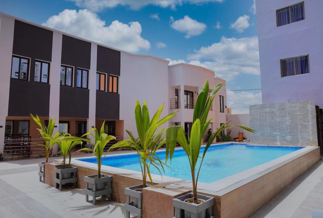Dialali Hotel Нуакшот Экстерьер фото