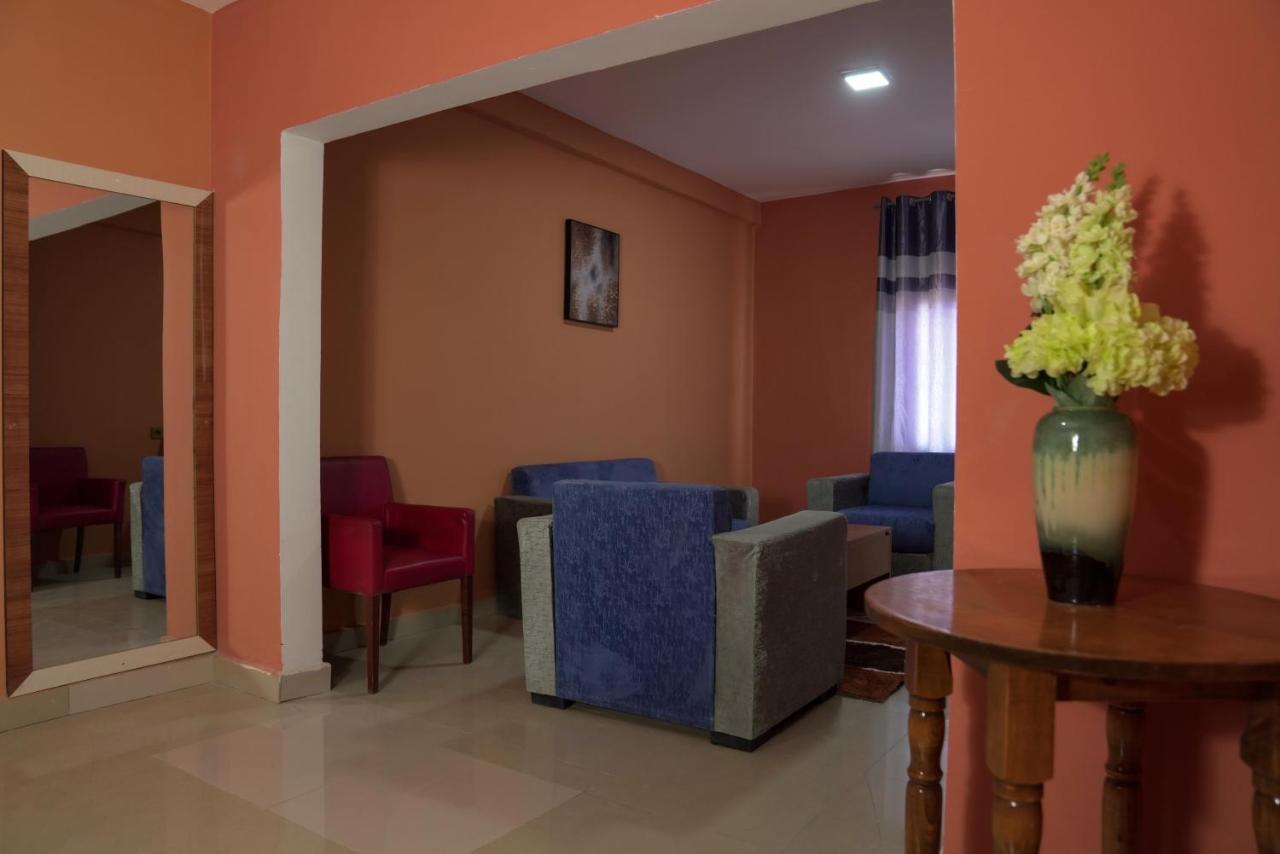 Dialali Hotel Нуакшот Экстерьер фото