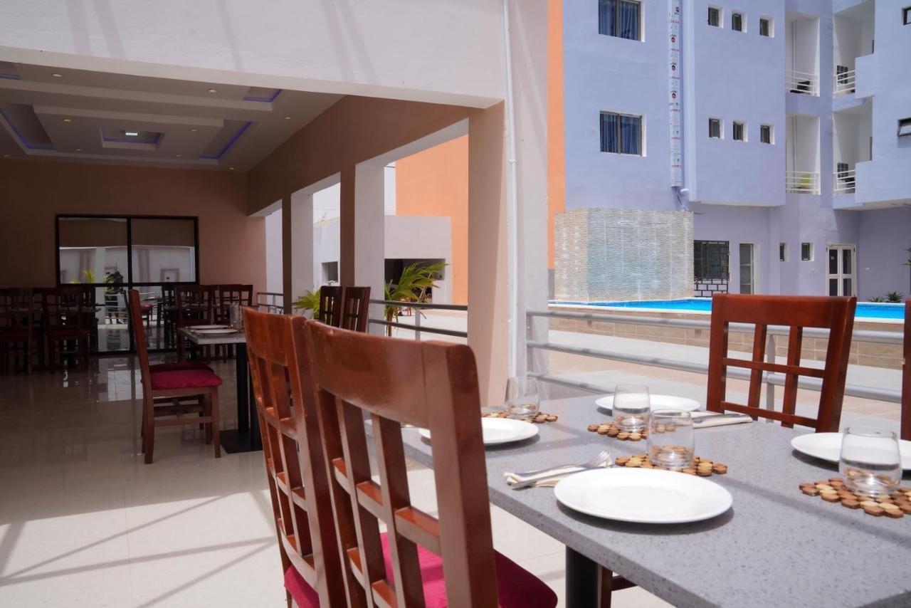 Dialali Hotel Нуакшот Экстерьер фото